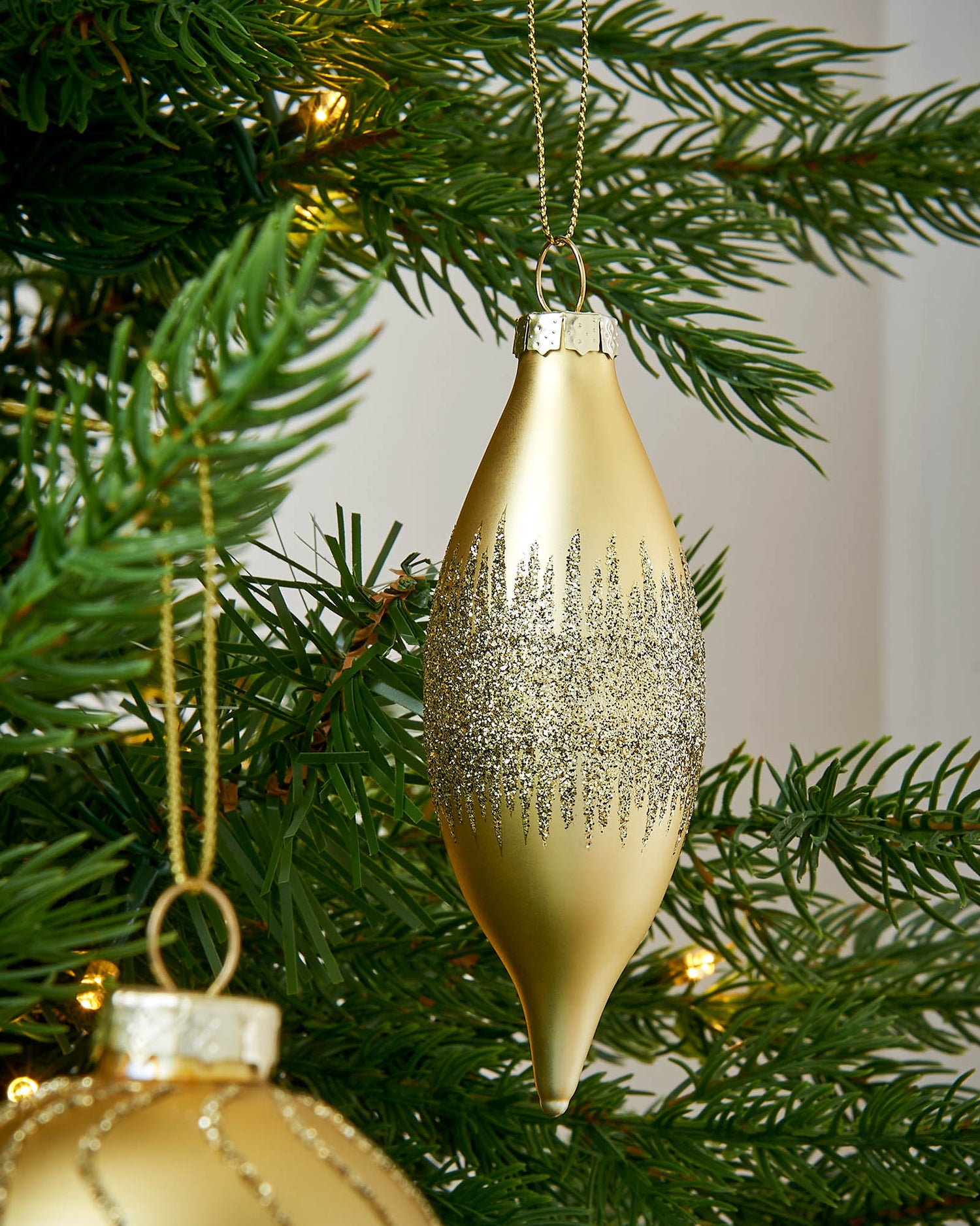 Pale Gold Glass Baubles, 20 Pack – We R Christmas