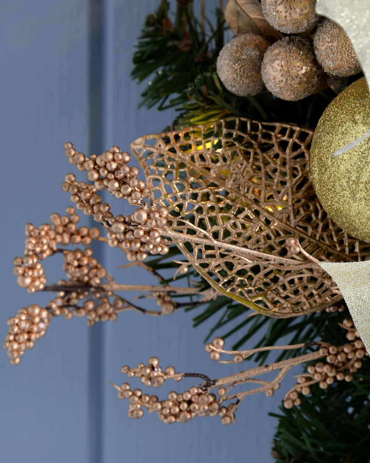 Pre-Lit Decorated Wreath, Cream/Gold, 60 cm